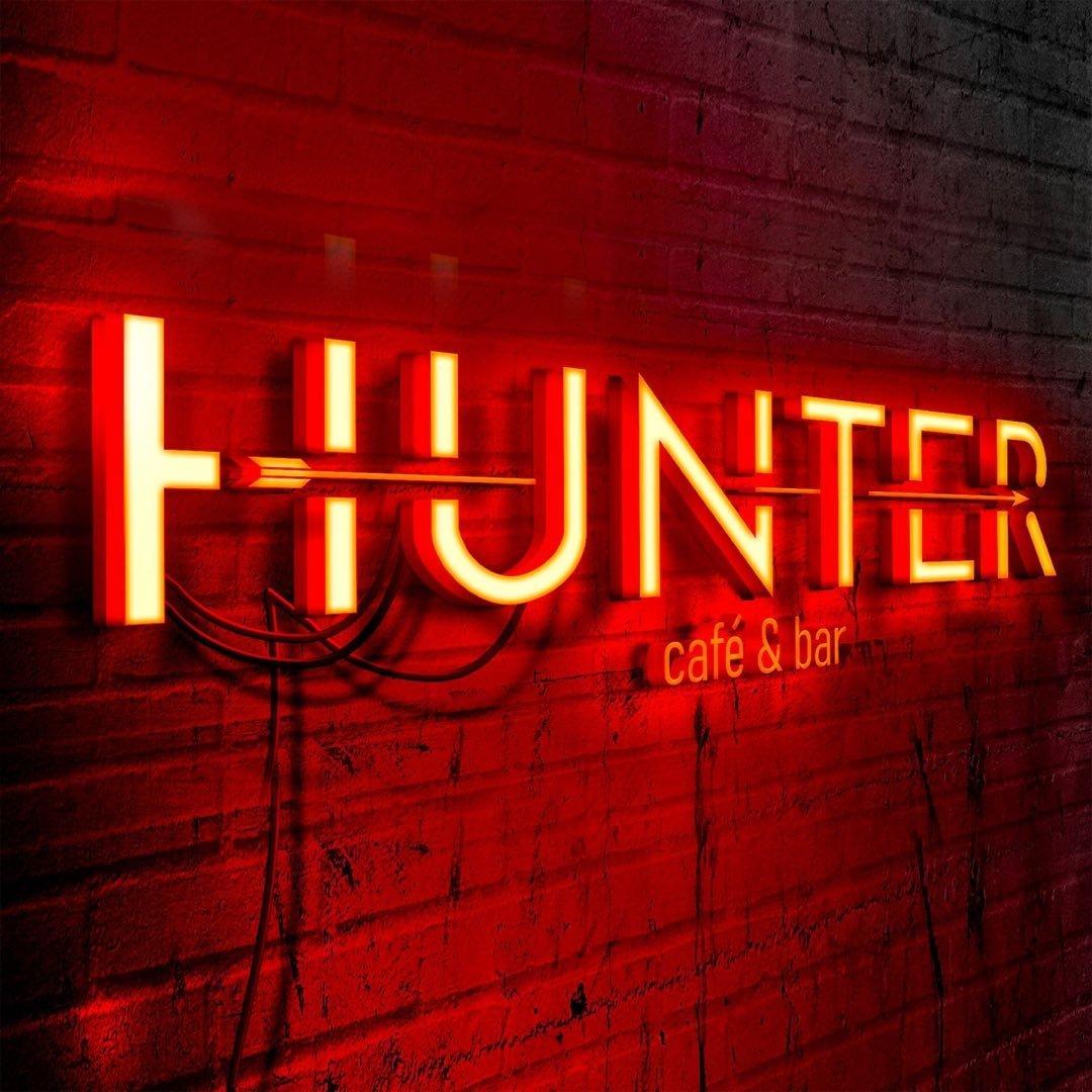 Hunter Cafe And Bar Logo