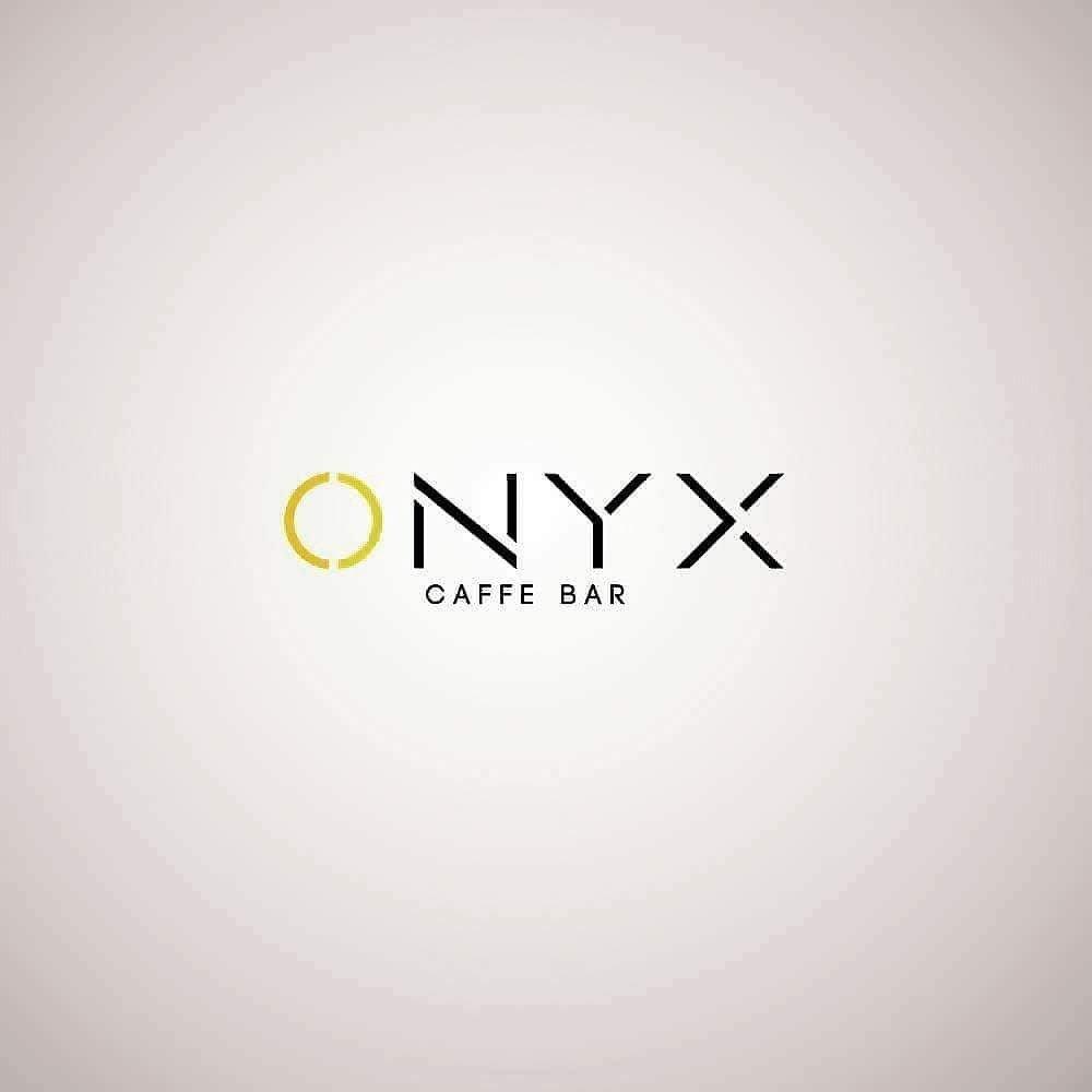Caffe ONYX Logo