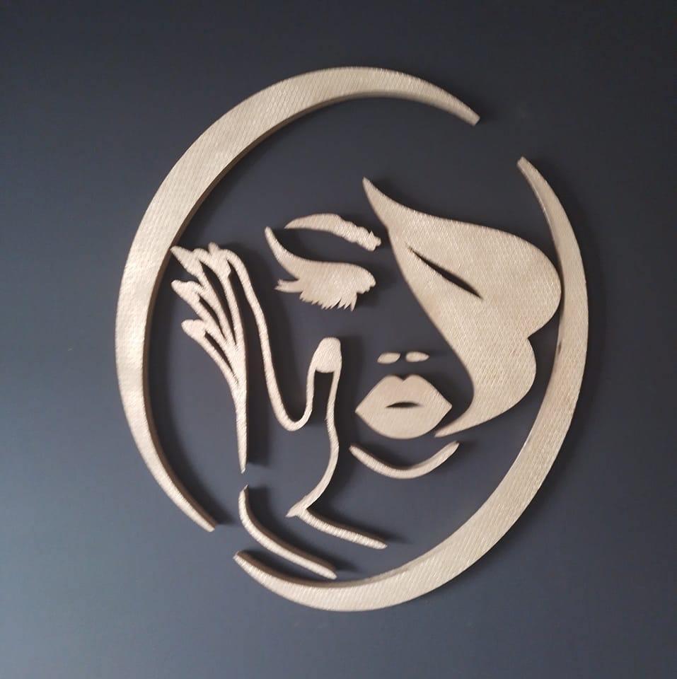 Frizerski Salon "Nina" Logo