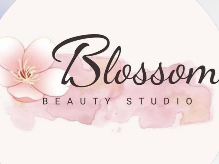 Blossom beauty Logo