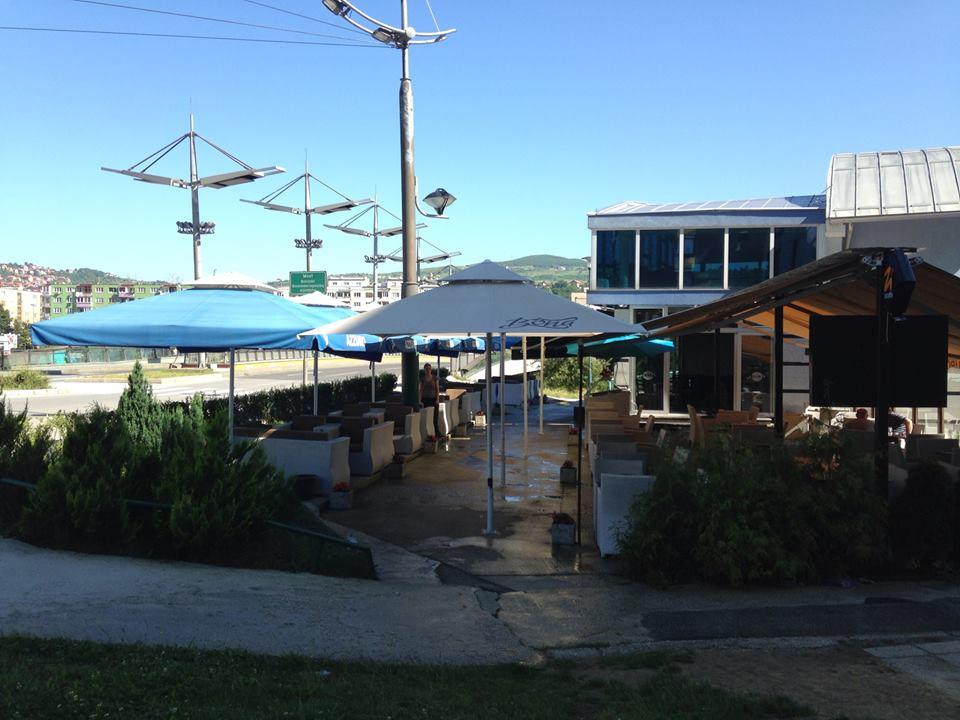 Caffe - slastičarna Azzuro Logo