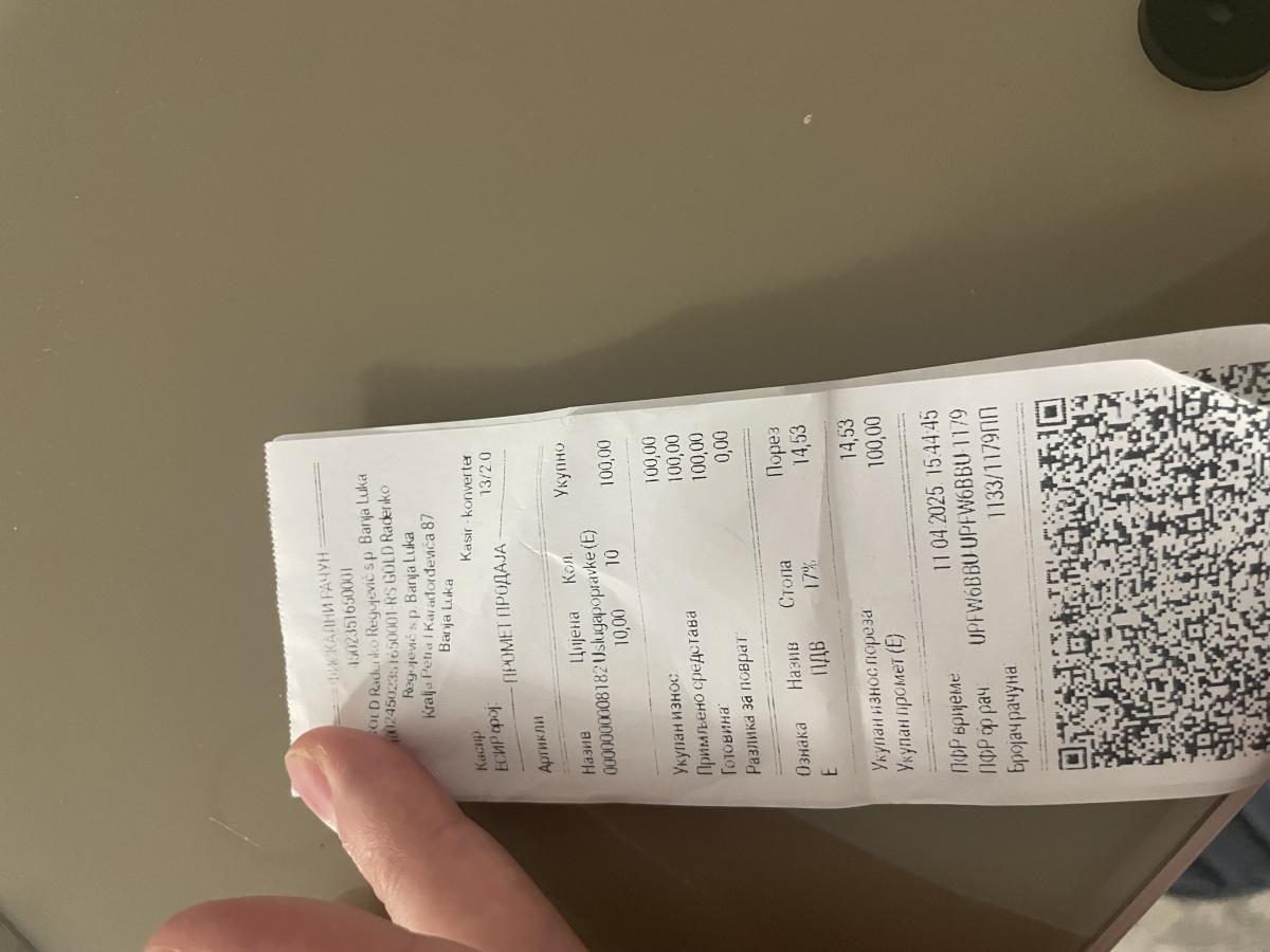 Fotografija uz recenziju